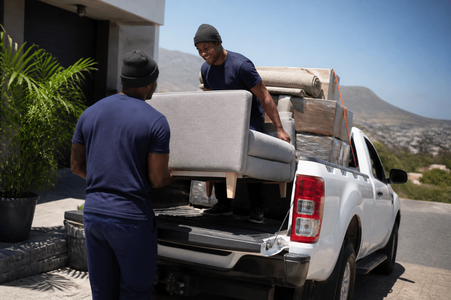 MobiLoad bakkie ready for cargo